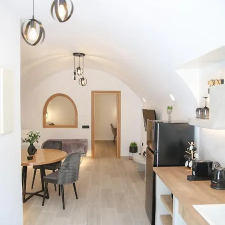 Luxury Canava *